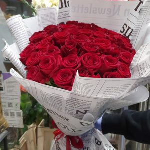 Большой букет из 51 красной розы в Луцке фото