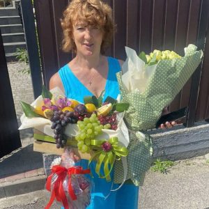 фото товара большая корзина фруктов